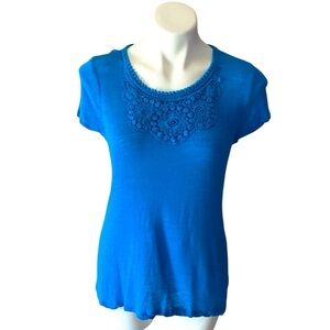Cable & Gauge Blue Crochet Linen Blend High Low Tee Size Medium